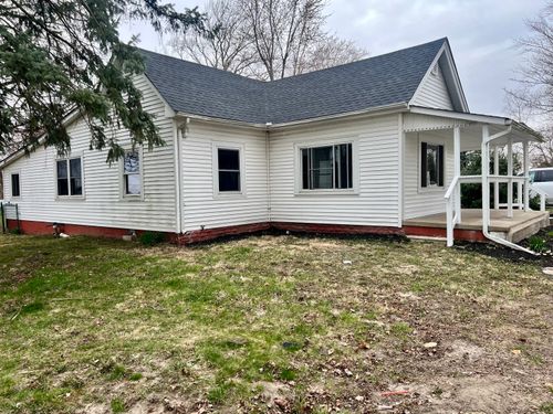 108 S Logan St, Mellott, IN, 47958-8008 | Card Image