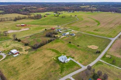 5127 Starks Rd, Cross Plains, TN, 37049-4897 | Card Image
