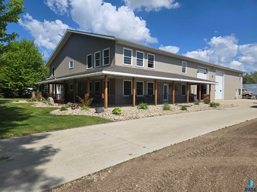 308 Nw 1st St Street, De Smet, SD, 57231 | Card Image