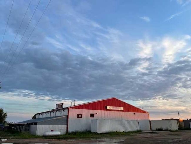 4825 47 Ave, Home with 0 bedrooms, 0 bathrooms and 10 parking in Vermilion AB | Image 23