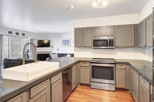 1509-233 Pelican Cir, BRECKENRIDGE, CO, 80424-8892 | Card Image