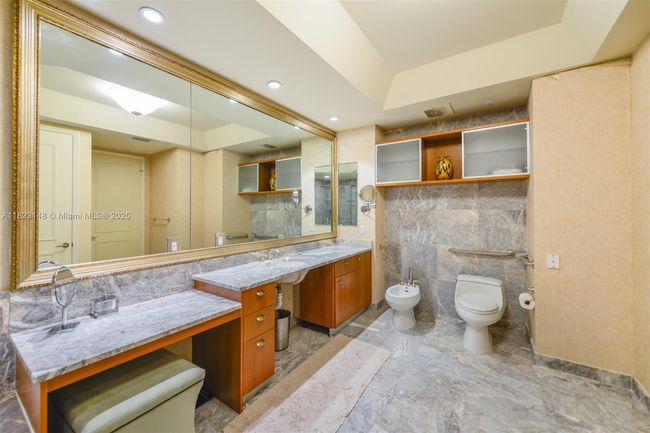 APT-1104 - 16051 Collins Ave, Condo with 4 bedrooms, 7 bathrooms and null parking in Sunny Isles Beach FL | Image 20