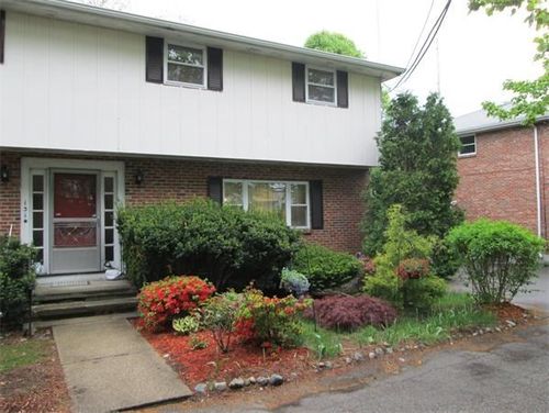 129-129 Gould St, Needham, MA, 02494-2305 | Card Image