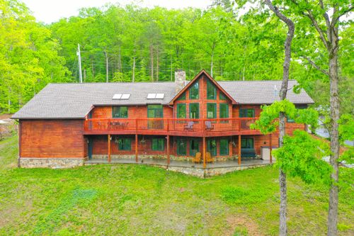 1117 Cliffs Edge Rd, East Bernstadt, KY, 40729-6578 | Card Image