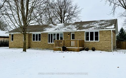102 Ontario St, Lambton Shores, ON, N0M2N0 | Card Image