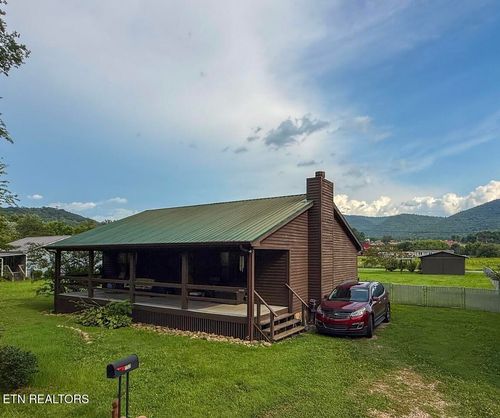 153 Padgett Mill Rd, Cosby, TN, 37722-2822 | Card Image