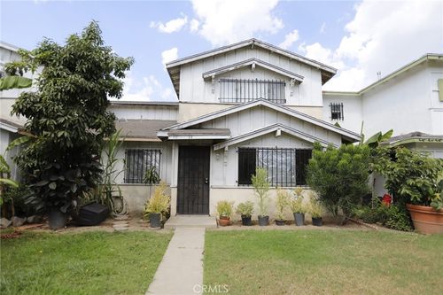 50 Paradise Vly S, Carson, CA, 90745-5652 | Card Image