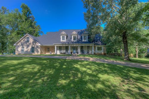 111 Oak Leaf Trl, Benton, LA, 71006-9600 | Card Image