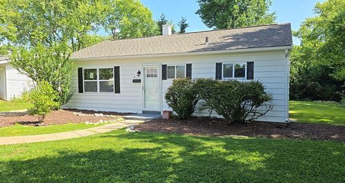 4 Dale Allen Dr, Belleville, IL, 62226-5715 | Card Image