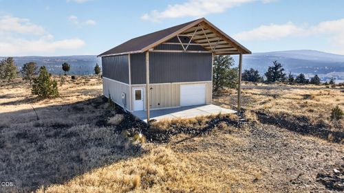 12328 Se View Top Ln, Prineville, OR, 97754-7515 | Card Image