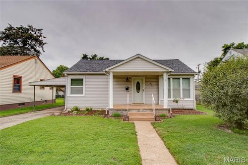 905 Madison Ave, Wood River, IL, 62095-2208 | Card Image