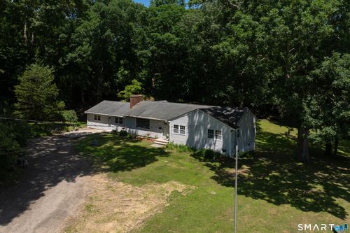 11 Autumn Ln, Clinton, CT, 06413-1329 | Card Image