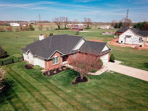 75 Dorton Dr, Lancaster, KY, 40444-7231 | Card Image