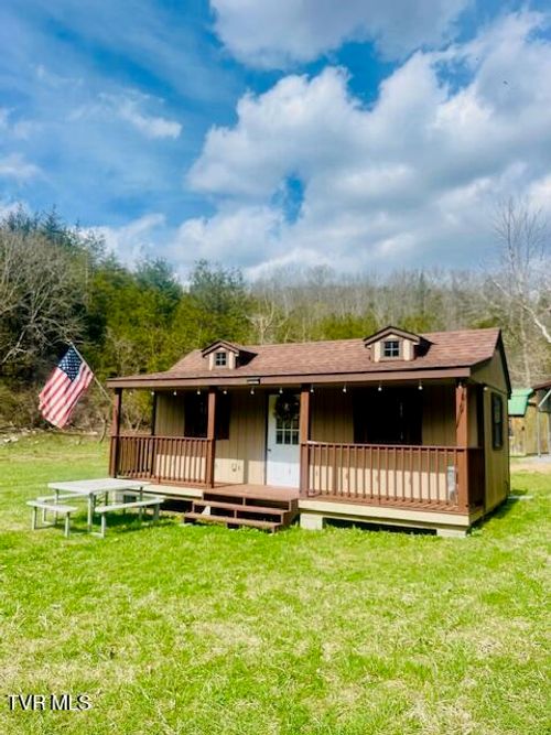 8272 Anglers Way Rd, Duffield, VA, 24244-3141 | Card Image