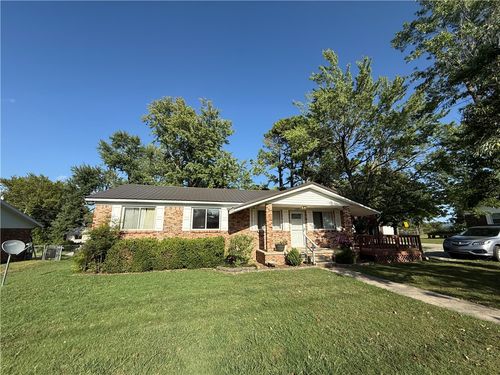 1005 Lt Goins Ave, Green Forest, AR, 72638-3601 | Card Image