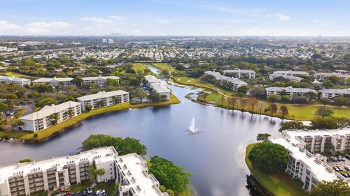 108-9410 Poinciana Pl, Davie, FL, 33324-4847 | Card Image