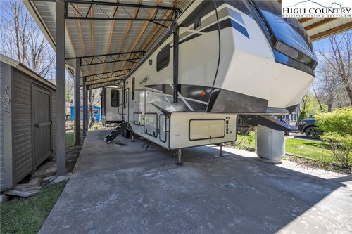 195 Finch Way, West Jefferson, NC, 28694-7653 | Card Image