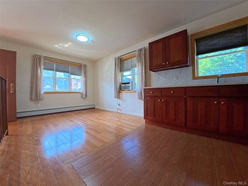 1fl-220-03 64th Avenu, New York, NY, 11364 | Card Image