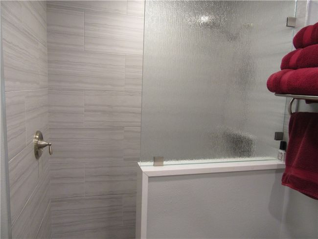APT-201 - 105 Spring Lake Ct, House attached with 2 bedrooms, 2 bathrooms and null parking in Vero Beach FL | Image 22