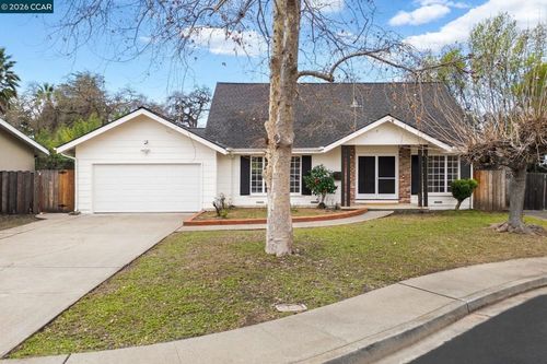 959 959 Chandler Ct, Concord, CA, 94518 | Card Image