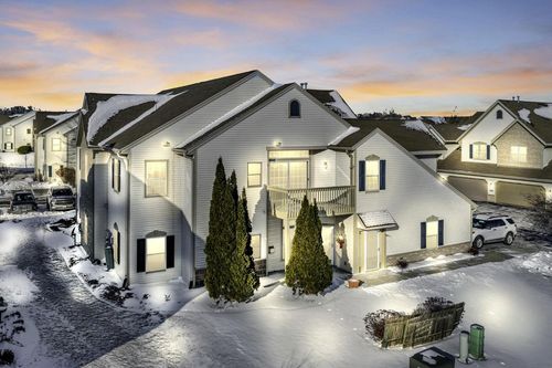 201-1079 Stratford Court, Mount Pleasant, WI, 53406 | Card Image