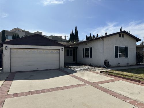 6443 Longridge Ave, Van Nuys, CA, 91401-1320 | Card Image