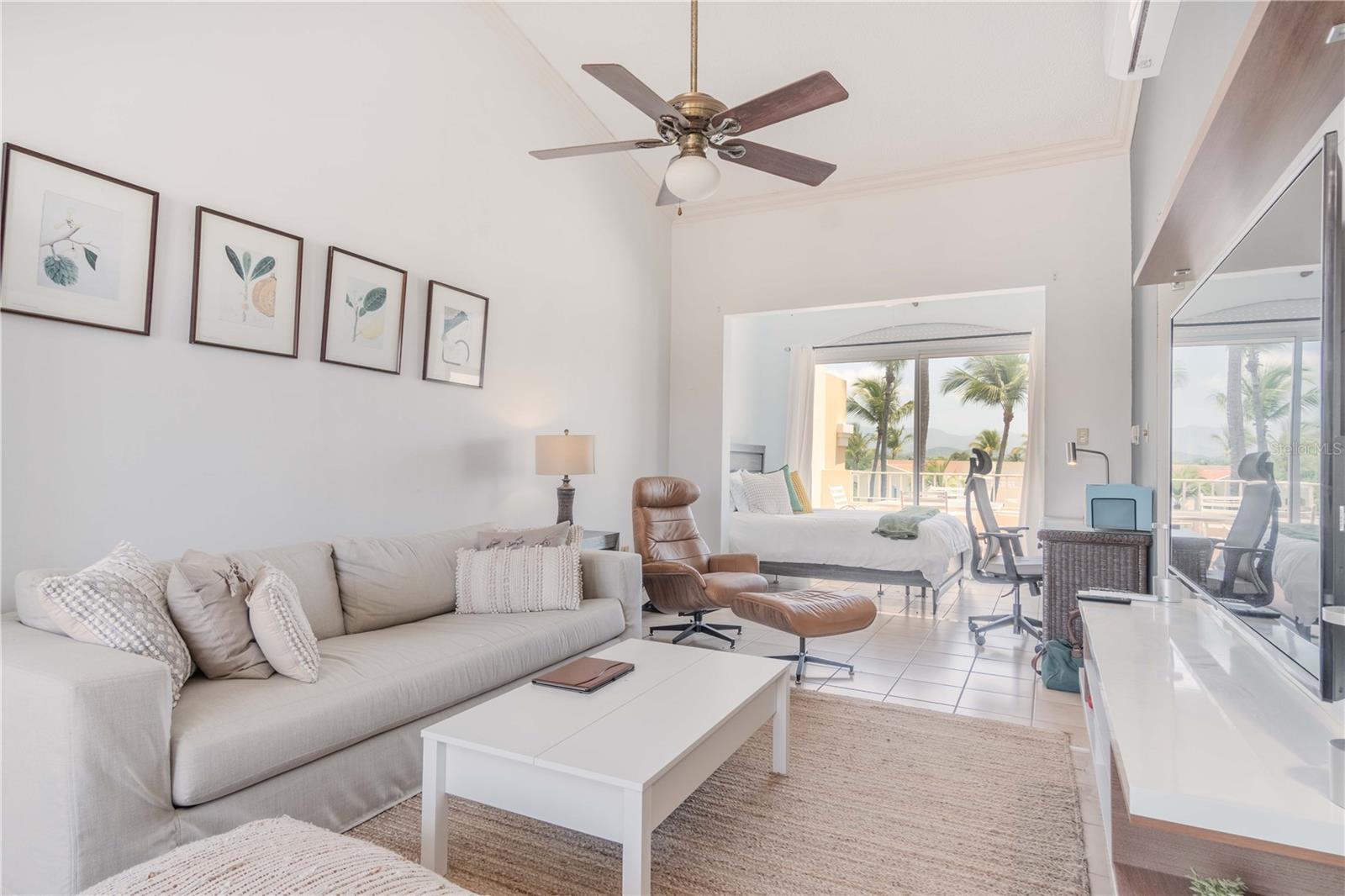 Residential Lease en alquiler en HUMACAO, 150 CANDELERO DRIVE, 800 m²