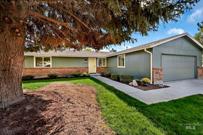 5466 N Millstream Way, House other with 3 bedrooms, 2 bathrooms and 2 parking in Garden City ID | Image 1