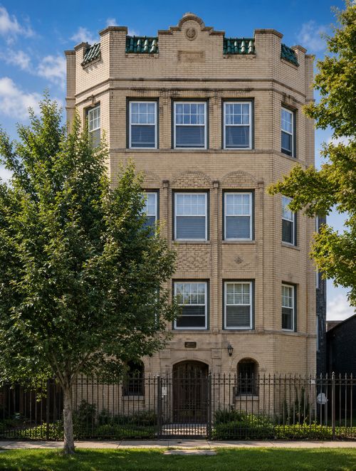 g-6328 N Bell Ave, Chicago, IL, 60659-2188 | Card Image