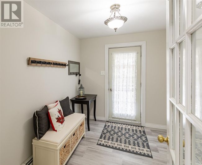 7 Main Rd, House other with 2 bedrooms, 3 bathrooms and null parking in Blaketown NL | Image 8