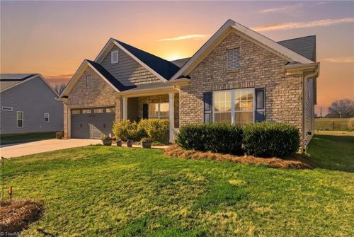 1378 Land Grove Drive, Kernersville, NC, 27284 | Card Image