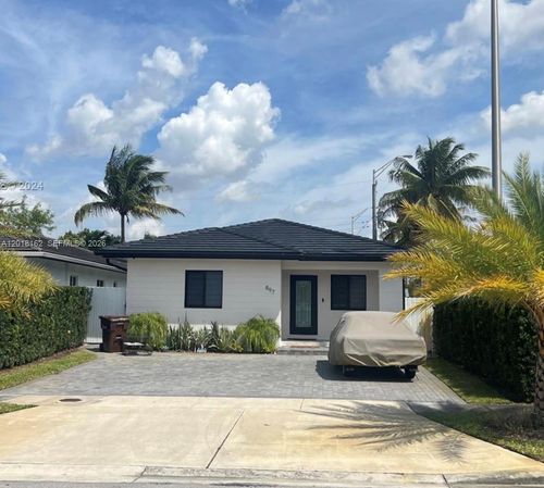 0-897 E 20th St, Hialeah, FL, 33013-4214 | Card Image