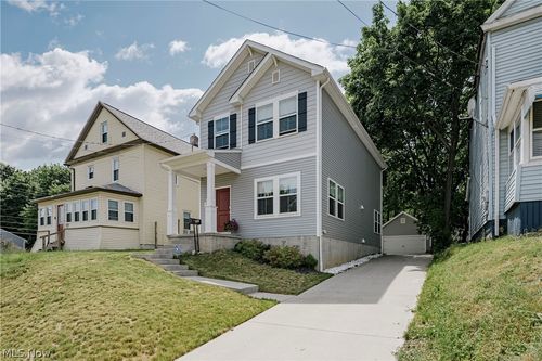 434 Douglas St, Akron, OH, 44307-2104 | Card Image