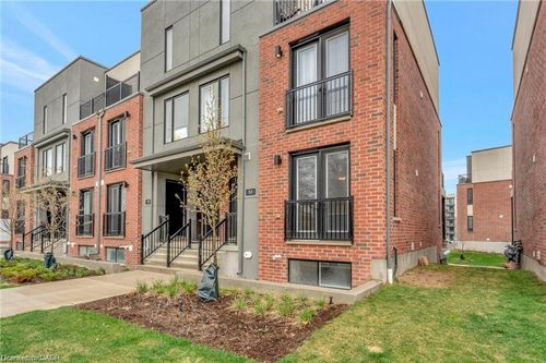 53-99 Roger St, Waterloo, ON, N2J0G1 | Card Image