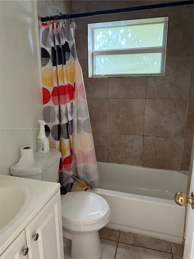 APT-5 - 640 Nw 10 Th Ter, Condo with 1 bedrooms, 1 bathrooms and null parking in Fort Lauderdale FL | Image 5