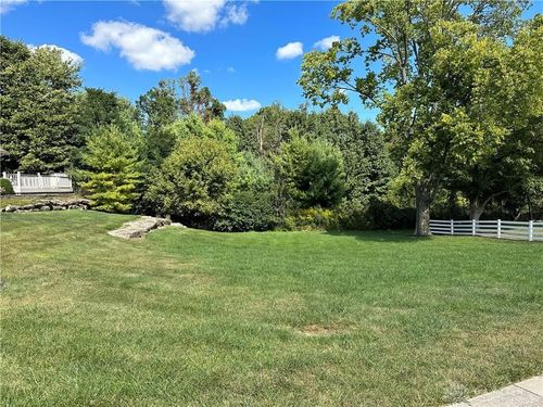 101 Rebecca Cir, Englewood, OH, 45322-2575 | Card Image