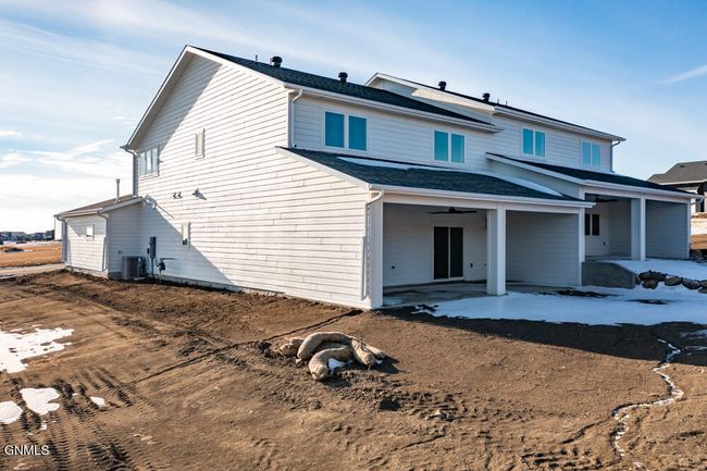 2002 Prairie Hawk Dr, Townhouse with 4 bedrooms, 3 bathrooms and null parking in Bismarck ND | Image 31