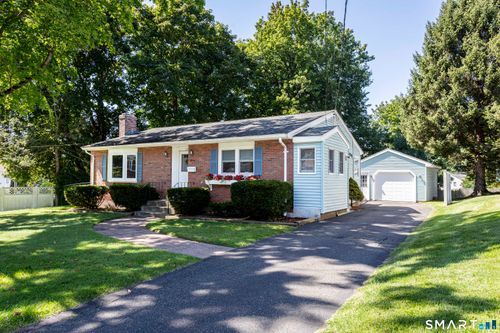 16 Philip Road, Manchester, CT, 06040 | Card Image