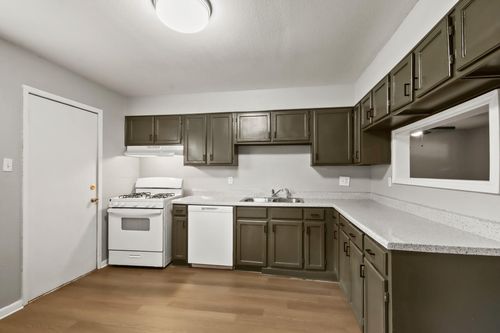 7306 Parker Rd, Houston, TX, 77016-3429 | Card Image