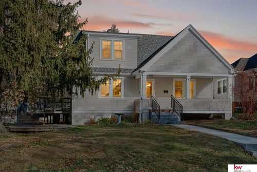 4526 Pine St, Omaha, NE, 68106-2518 | Card Image