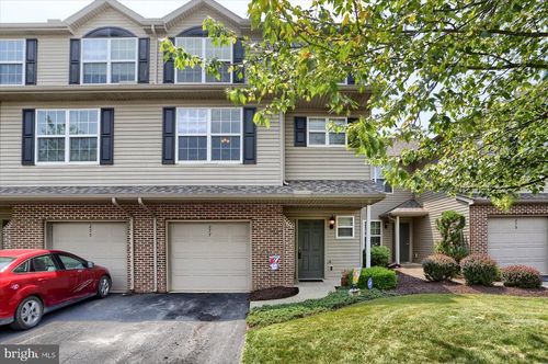 277 Thrush Dr, Hummelstown, PA, 17036-8835 | Card Image