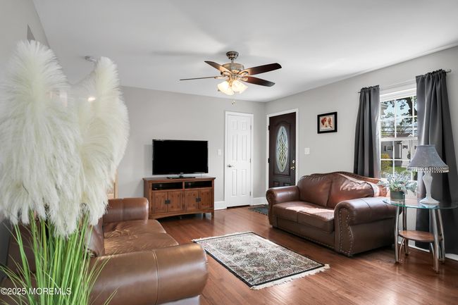 98 Tindall Rd, House other with 3 bedrooms, 2 bathrooms and null parking in Middletown NJ | Image 9
