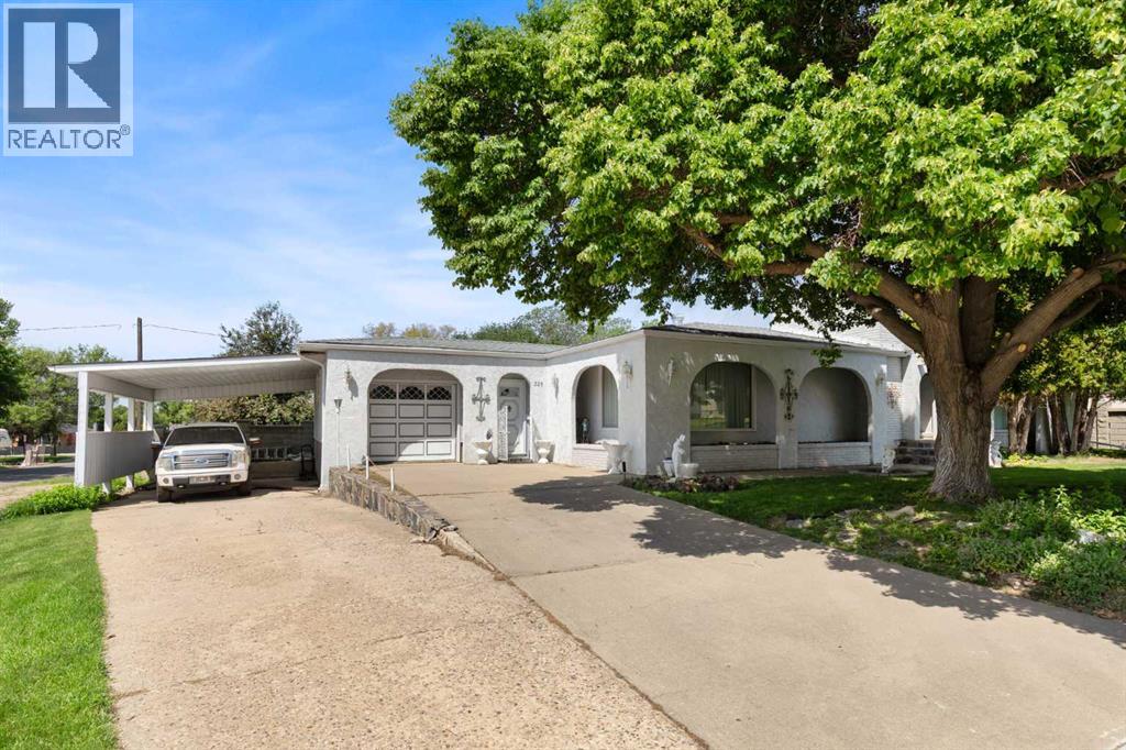 Residential in Redcliff 2