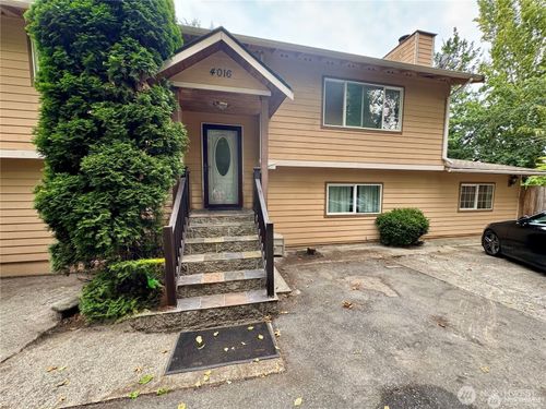 4016 Burton Pl W, Seattle, WA, 98199-1554 | Card Image