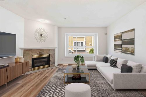 8433 Jellicoe St, Vancouver, BC, V5S2J4 | Card Image