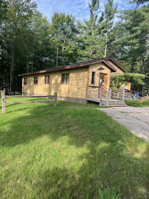 5653 Walker Dr, Grayling, MI, 49738-6724 | Card Image