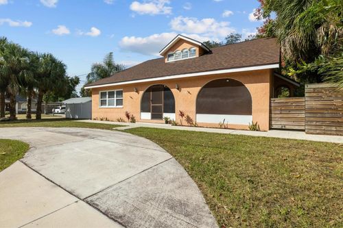 9602 N 46th St, TAMPA, FL, 33617-4472 | Card Image