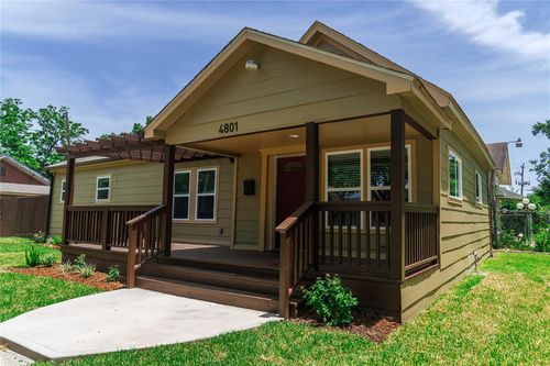 4801 Walker St, Houston, TX, 77023-1243 | Card Image