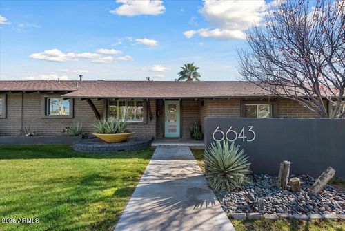 6643 N 7th Dr, Phoenix, AZ, 85013-1054 | Card Image