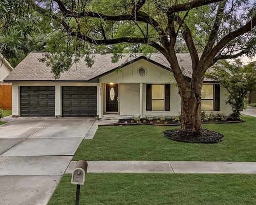 5730 Chrystell Ln, Houston, TX, 77092-3318 | Card Image